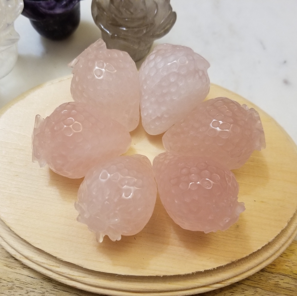 Rose quartz one piece of strawberry carving